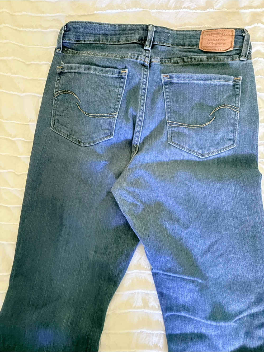 Levi Strauss & Co Signature Mid Rise Bootcut Size 4 - Picture 4 of 15